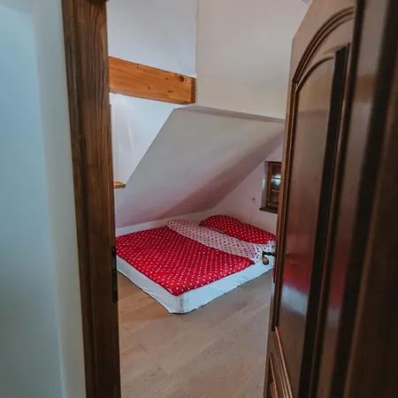 Brunarica Dezno * Makole