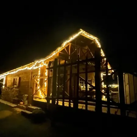 Brunarica Dezno Chalet Makole