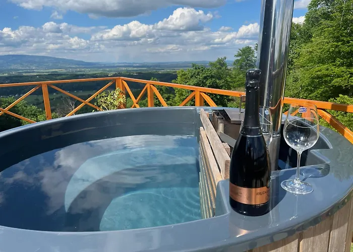 Brunarica Dezno Chalet